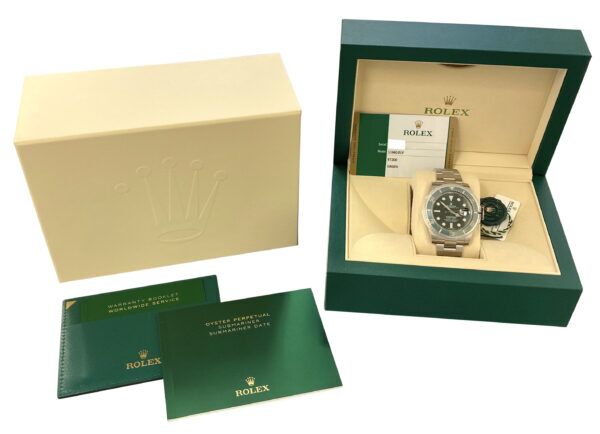 NEW 2019 Rolex Submariner Hulk 116610LV Green Ceramic Bezel Watch