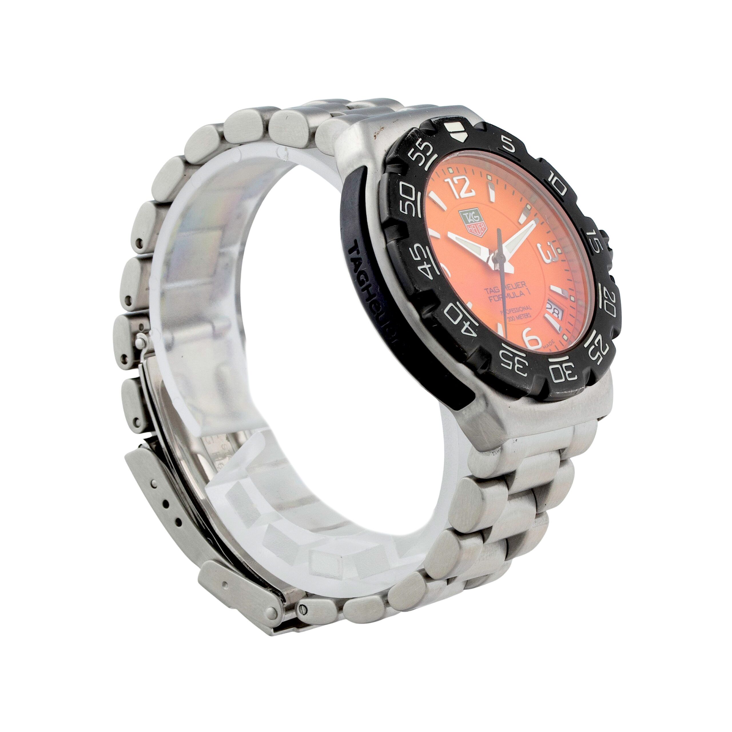 TAG HEUER 時計 TAG HEUER プロフェッショナル 200M WK1213 ネイビー文字盤 買取実績